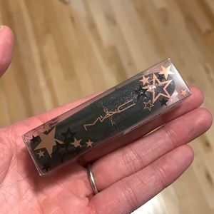 MAC COSMETICS limited edition lipstick